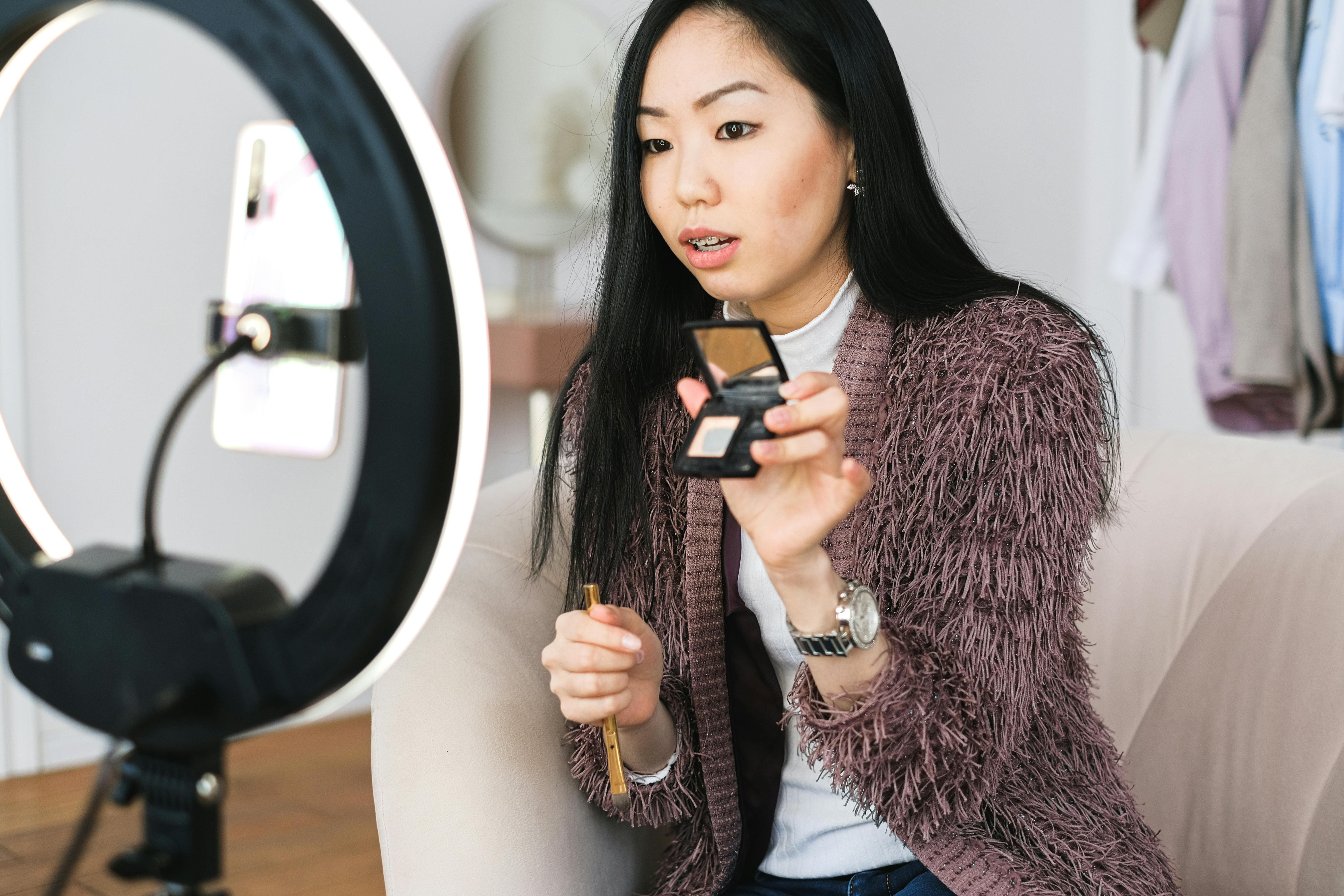 why brands should leverage influencer-led product tutorials why brands should leverage influencer-led product tutorials