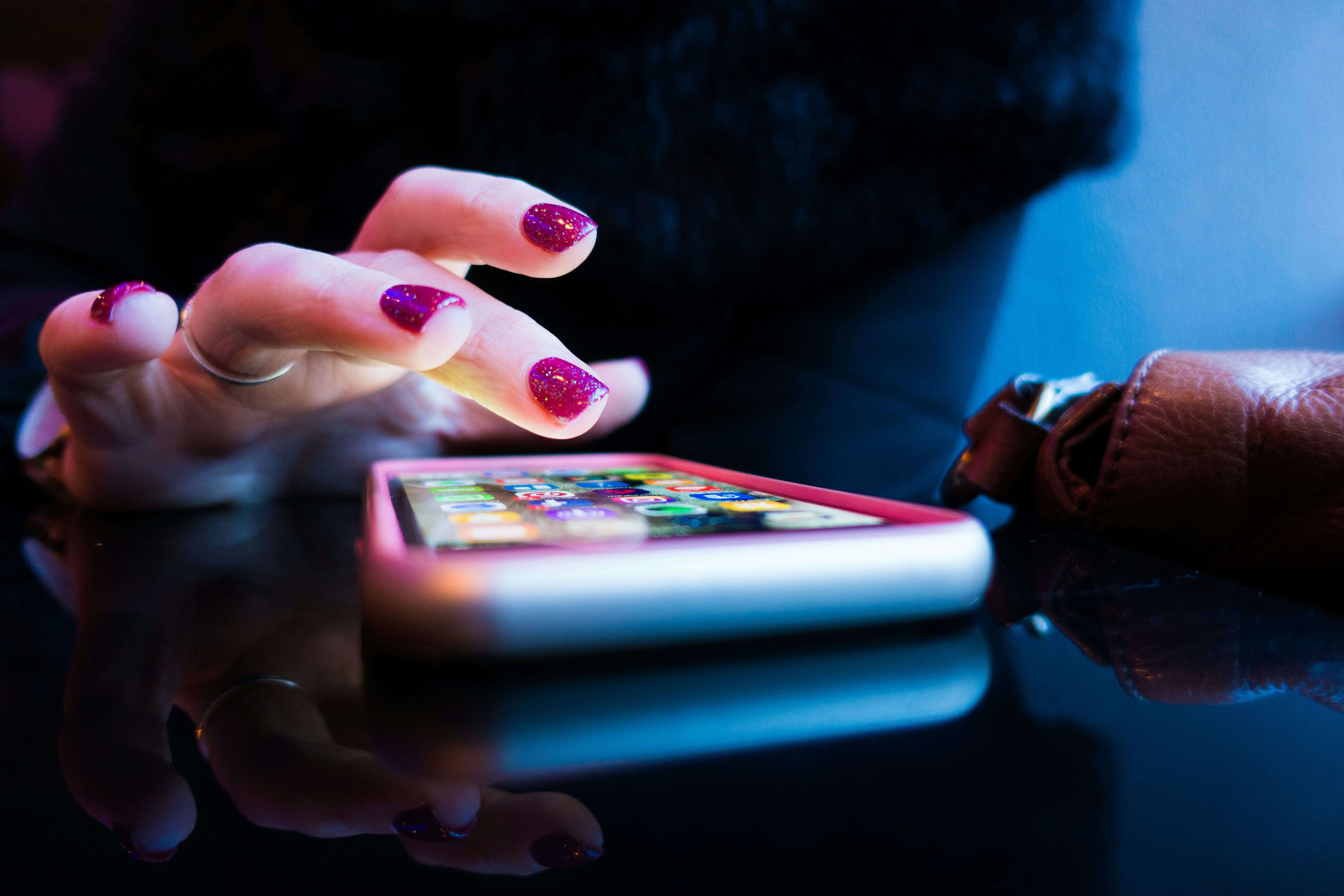 the 5 hidden benefits of whitelisting influencer content for paid ads