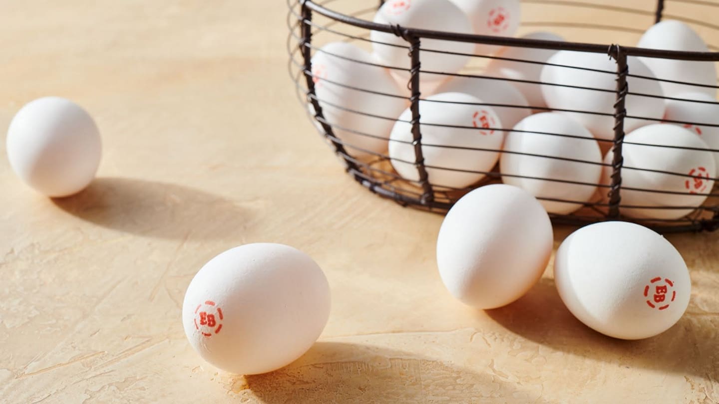 Egglands Best basket of eggs
